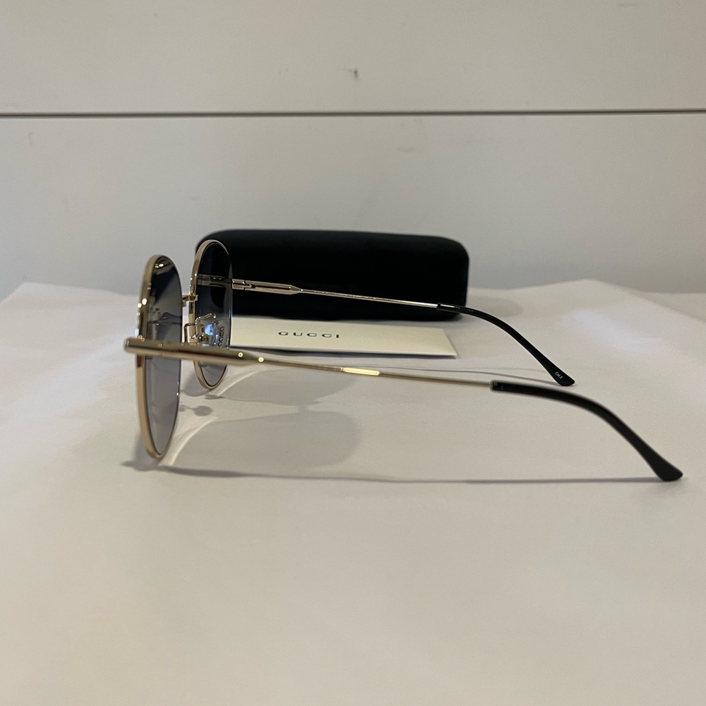 Gucci Luxury Sunglasses | Women's | Gold | Style: GG1416SK-001 - Picture 6 of 8